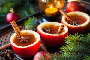 8 Remarkably Simple Tips to Stay Healthy and Have Fun Over the Holidays